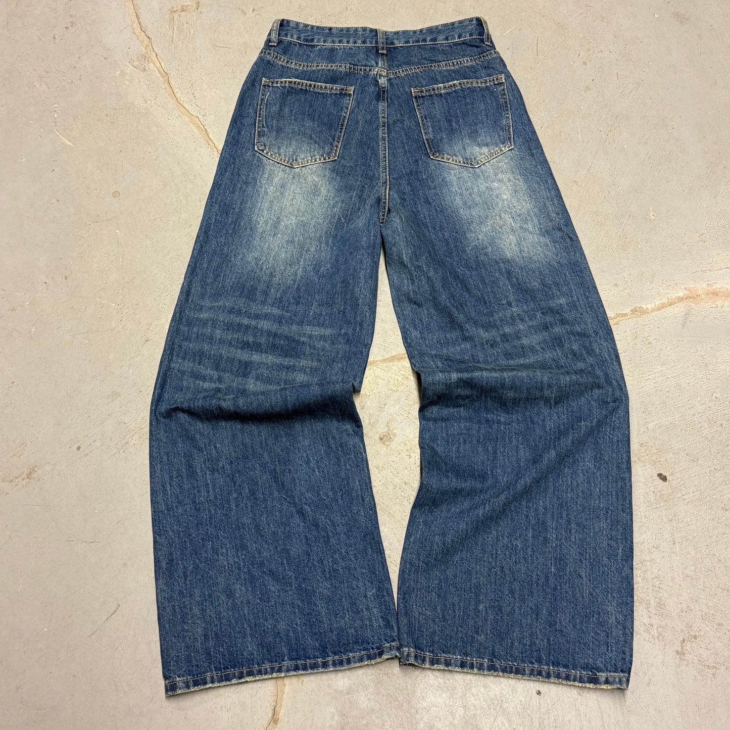 COLLEGE JEANS (BLUE)