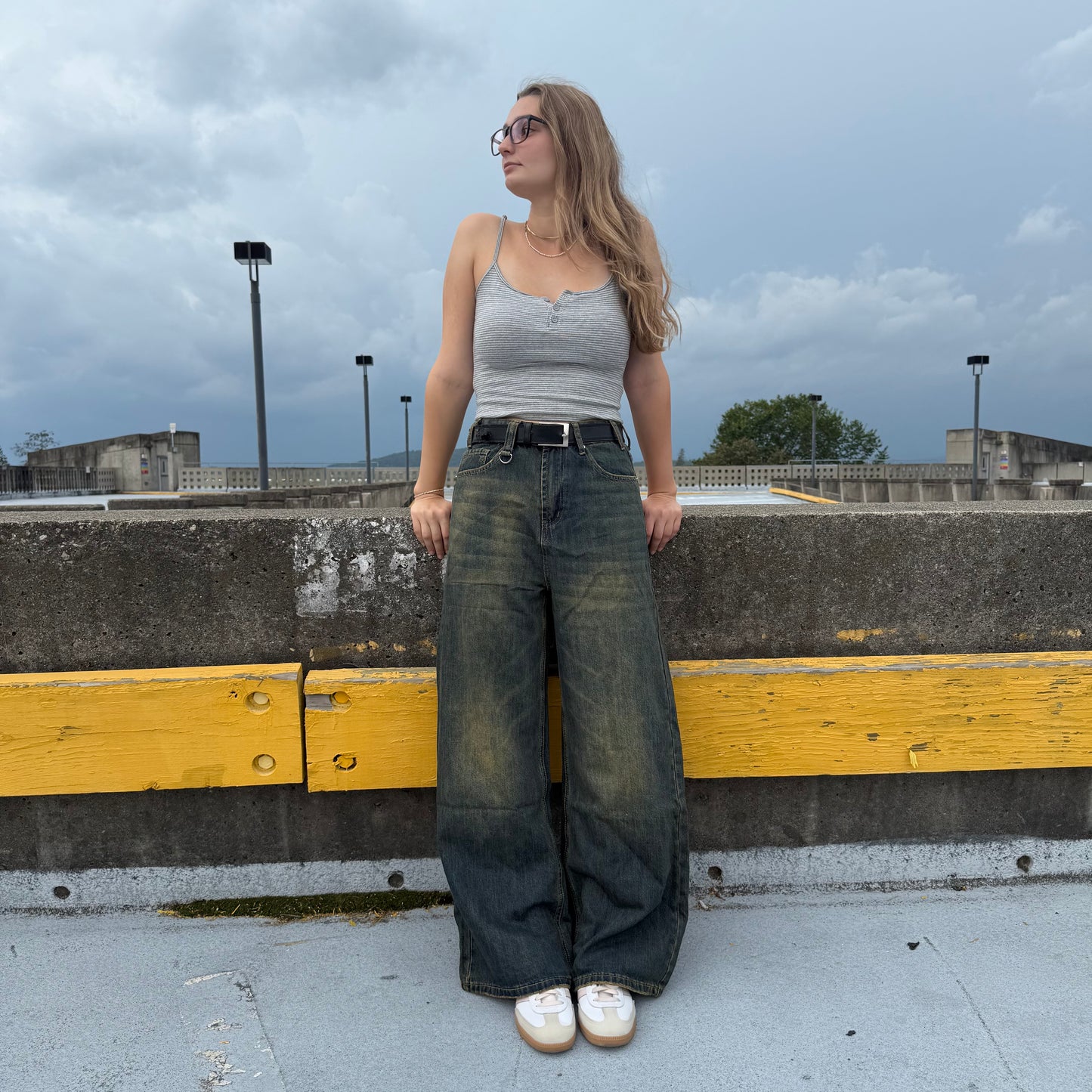 COLLEGE JEANS (OLD BLUE)